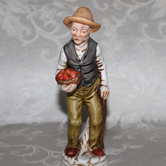 Vintage Bisque Figurine Grandma Playing Flute - Picture 4 of 12